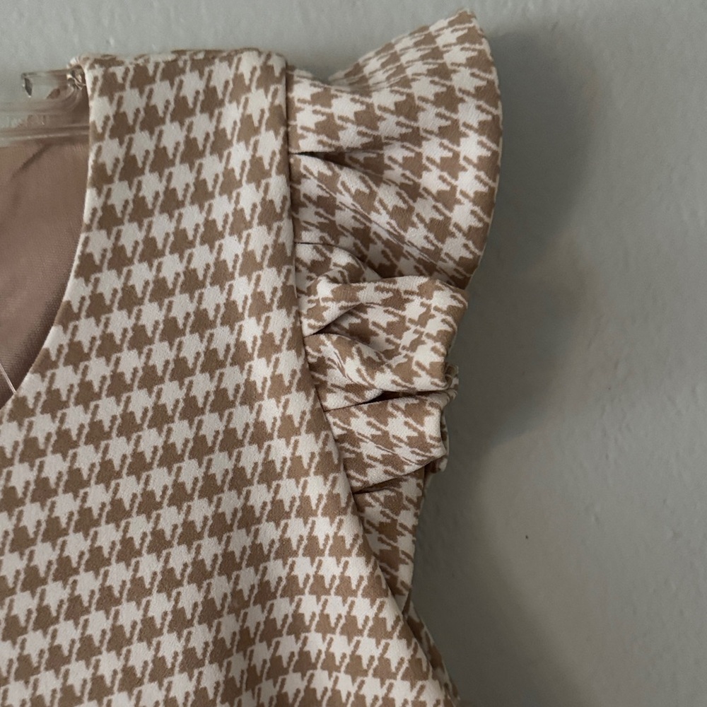 Shelby & Palmer Tan Houndstooth Dress B-1 - Picture 3 of 6